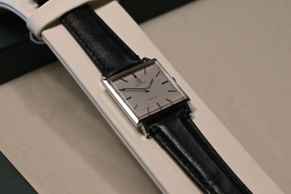 OMEGA De Ville - Manual Wind - 1968